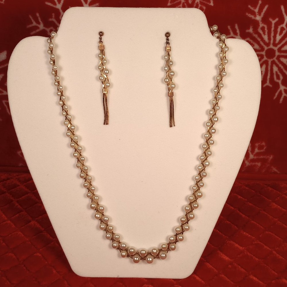 Faux pearl necklace and earring set with gold tone box chain  18" necklace 2 1/2